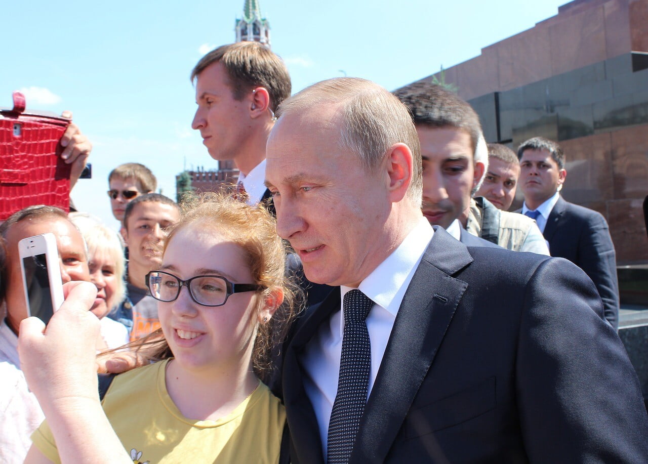selfie, putin, girl