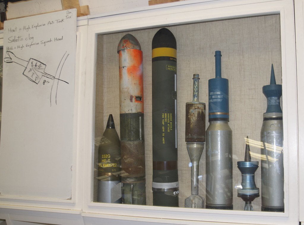 munícia s ochudobneným uránom