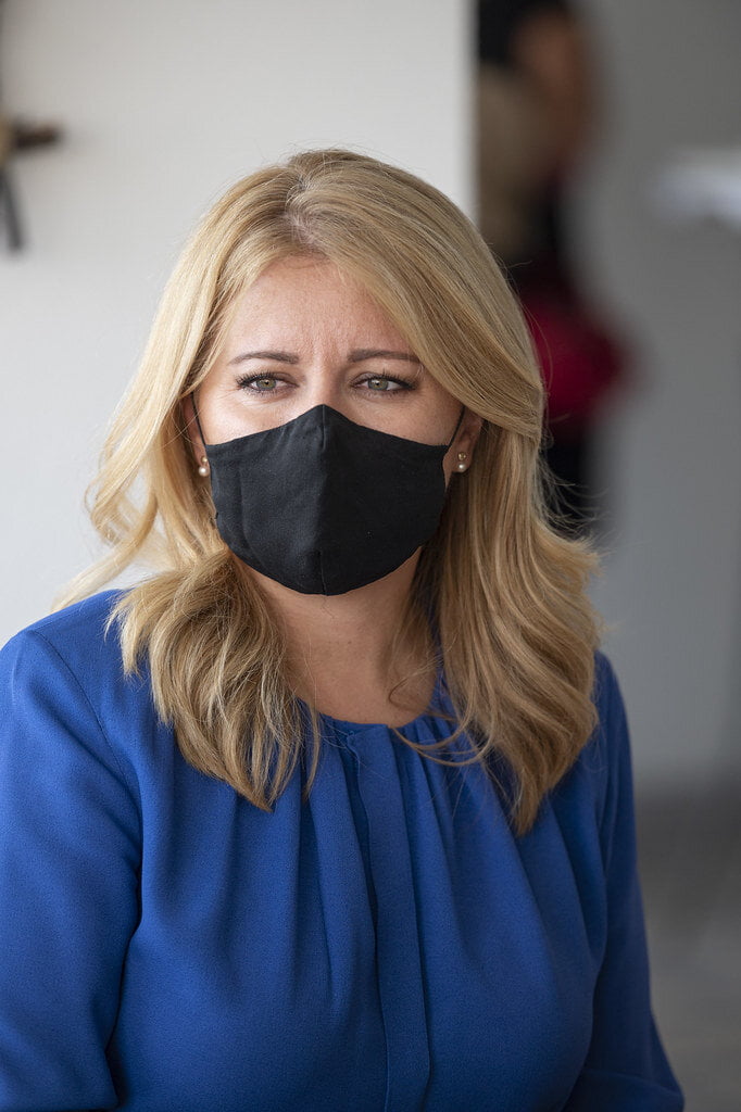 zuzana čaputová v rúšku