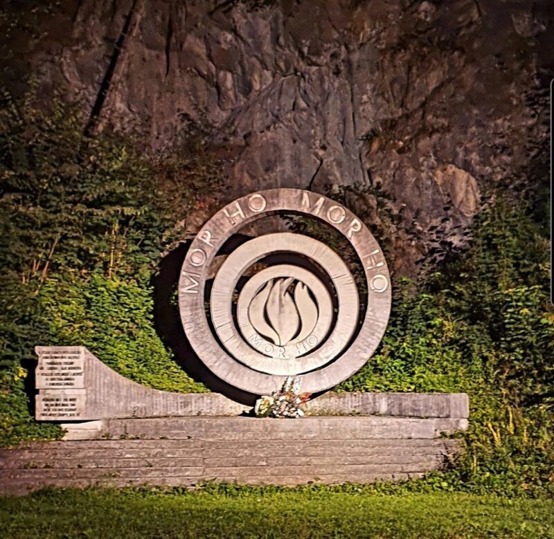 pamätník Mor ho! na Starých horách