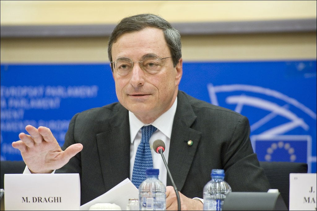 portrét - Mario Draghi