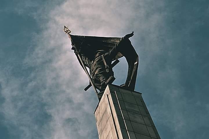 Obrázok je len ilustračný alebo len ako dekorácia.