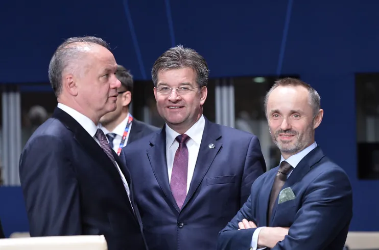 Obrázok je len ilustračný alebo len ako dekorácia.